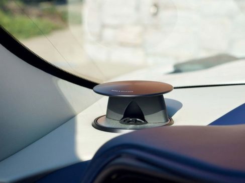 Used 2017 Aston Martin DB11 V12 image 32