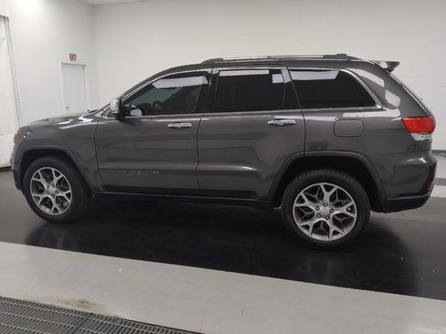 Used 2019 Jeep Grand Cherokee Limited w/ Luxury Group II AWD/4WD image 3