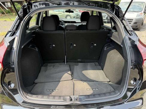 Used 2023 Nissan Kicks S FWD image 12