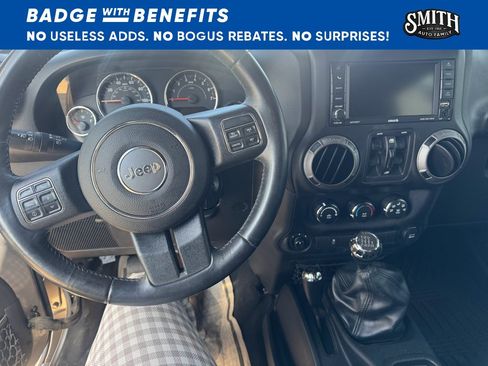 Used 2017 Jeep Wrangler Unlimited Sport w/ Quick Order Package 23S AWD/4WD image 13