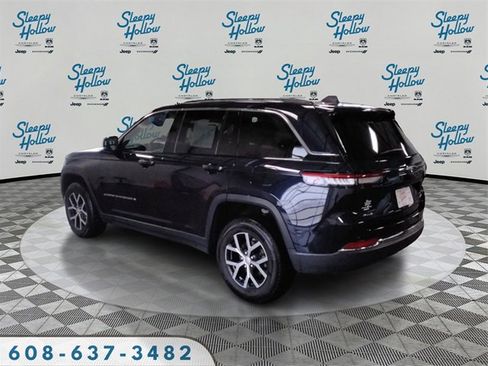 Used 2023 Jeep Grand Cherokee Limited w/ Luxury Tech Group II image 7
