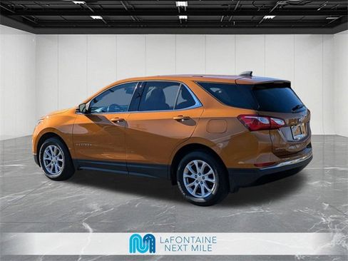 Used 2018 Chevrolet Equinox LT image 3