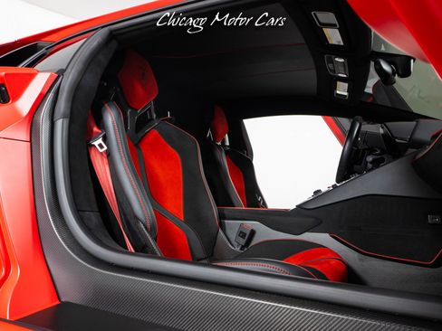 Used 2019 Lamborghini Aventador SVJ AWD/4WD image 45