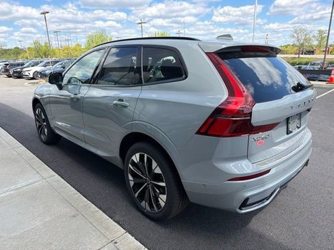 New 2026 Volvo XC60 B5 Plus w/ Climate Package AWD/4WD image 5