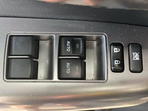 Used 2022 Toyota Sequoia TRD Sport AWD/4WD image 15