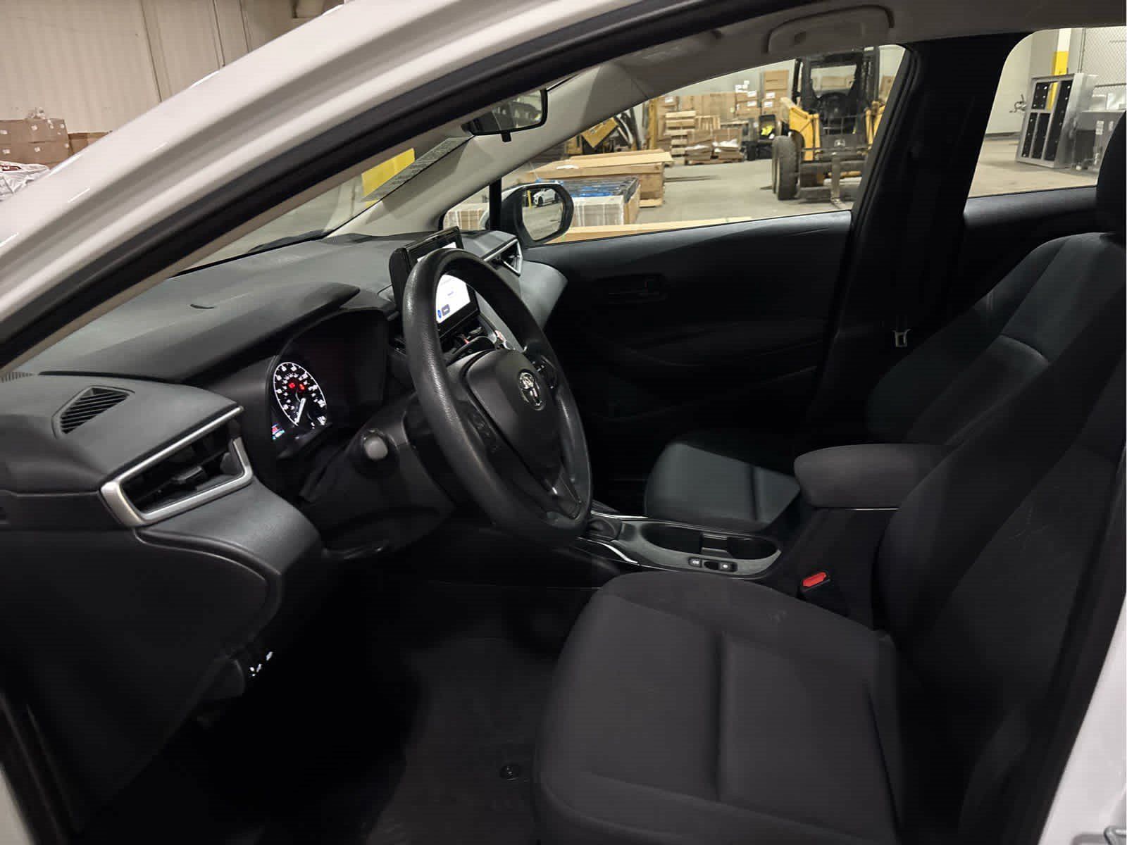 Used 2024 Toyota Corolla LE FWD image 9
