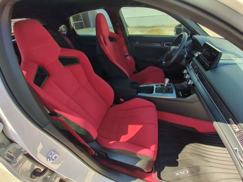 Used 2025 Honda Civic Type R image 34