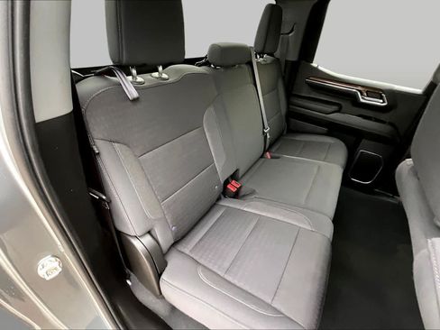 Used 2024 Chevrolet Silverado 1500 LT AWD/4WD image 19