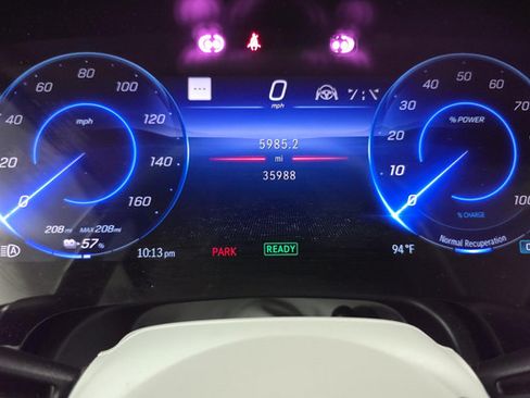 Used 2023 Mercedes-Benz EQS 580 4MATIC SUV image 9