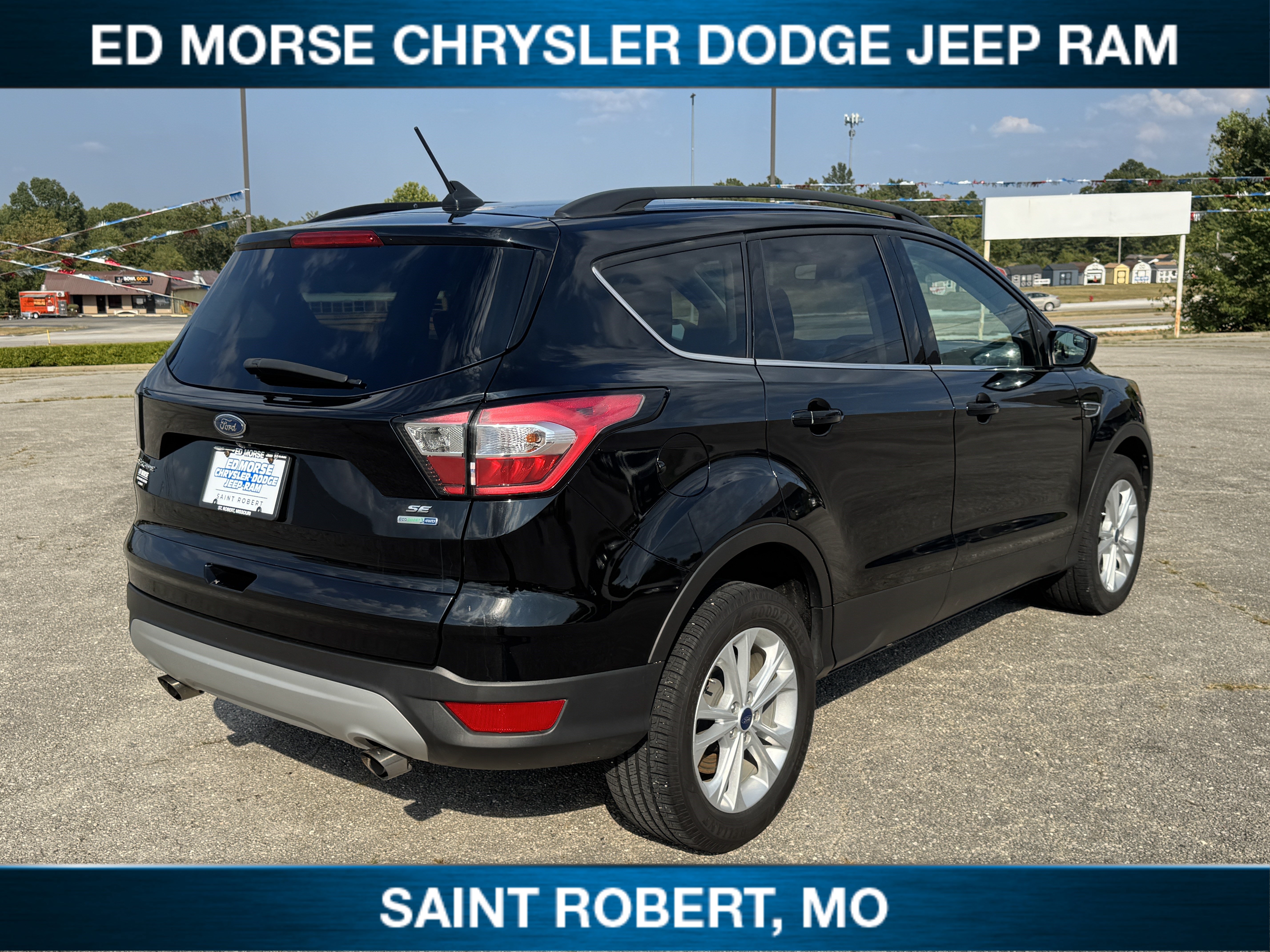Used 2018 Ford Escape SE w/ SE Sync 3 Package AWD/4WD image 6