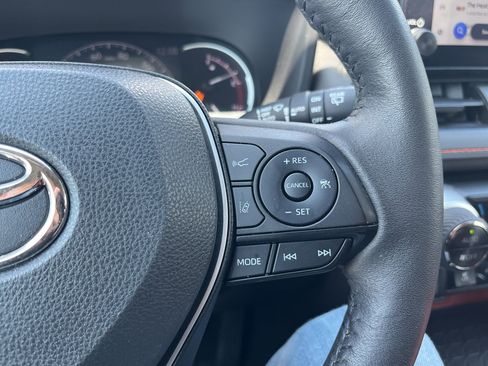 Used 2023 Toyota RAV4 Adventure w/ Convenience Package image 18