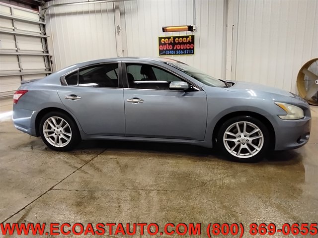 Used 2011 Nissan Maxima 3.5 SV w/ Monitor Pkg FWD image 5