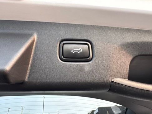 Used 2024 Hyundai Tucson Limited AWD/4WD image 13