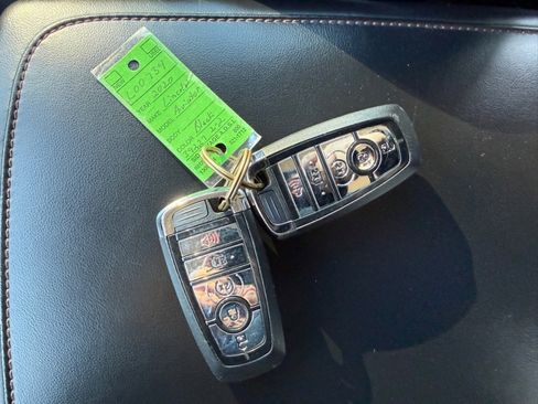 Used 2020 Lincoln Aviator Reserve w/ Equipment Group 202A image 47