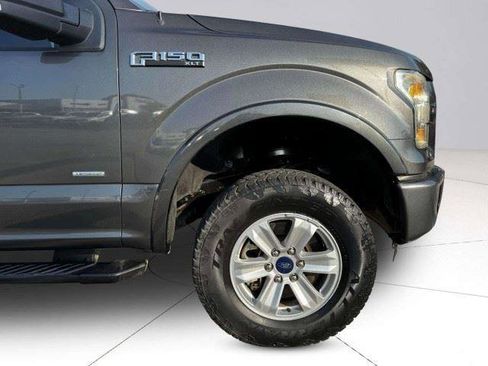Used 2016 Ford F150 XLT w/ Equipment Group 302A Luxury AWD/4WD image 48