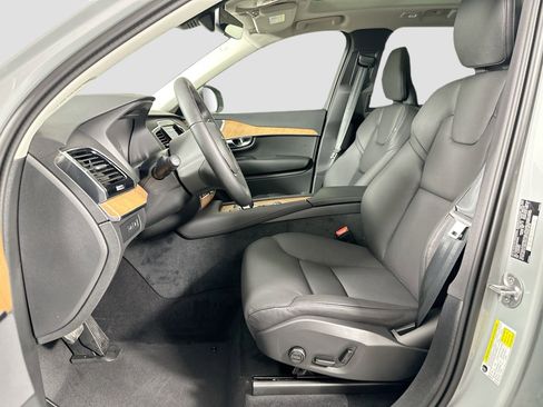 New 2025 Volvo XC90 T8 Plus w/ Protection Package Premier image 14