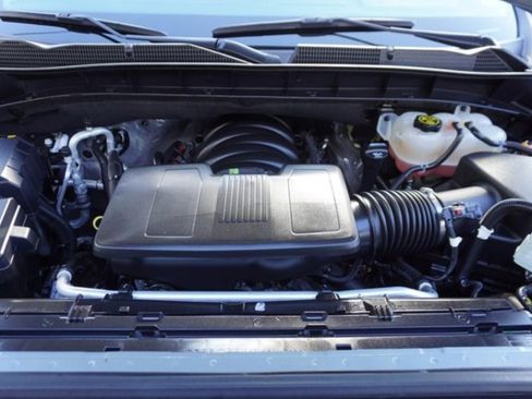 Used 2023 GMC Sierra 1500 SLT w/ SLT Premium Package image 8