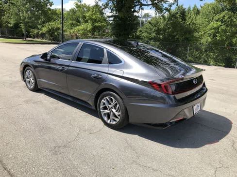 Used 2020 Hyundai Sonata SEL w/ Convenience + Sunroof Package FWD image 4