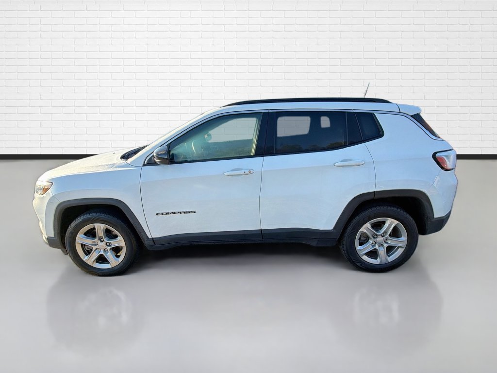 Used 2023 Jeep Compass Latitude AWD/4WD image 6