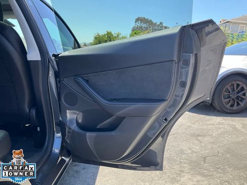 Used 2020 Tesla Model Y Long Range AWD/4WD image 68