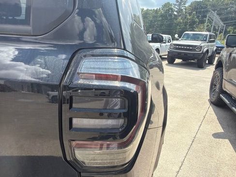 Used 2025 Toyota 4Runner TRD Sport Premium AWD/4WD image 40