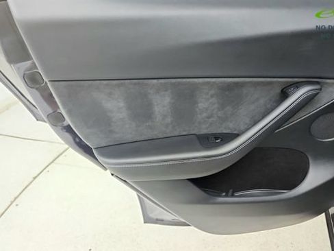 Used 2024 Tesla Model Y Performance AWD/4WD image 44