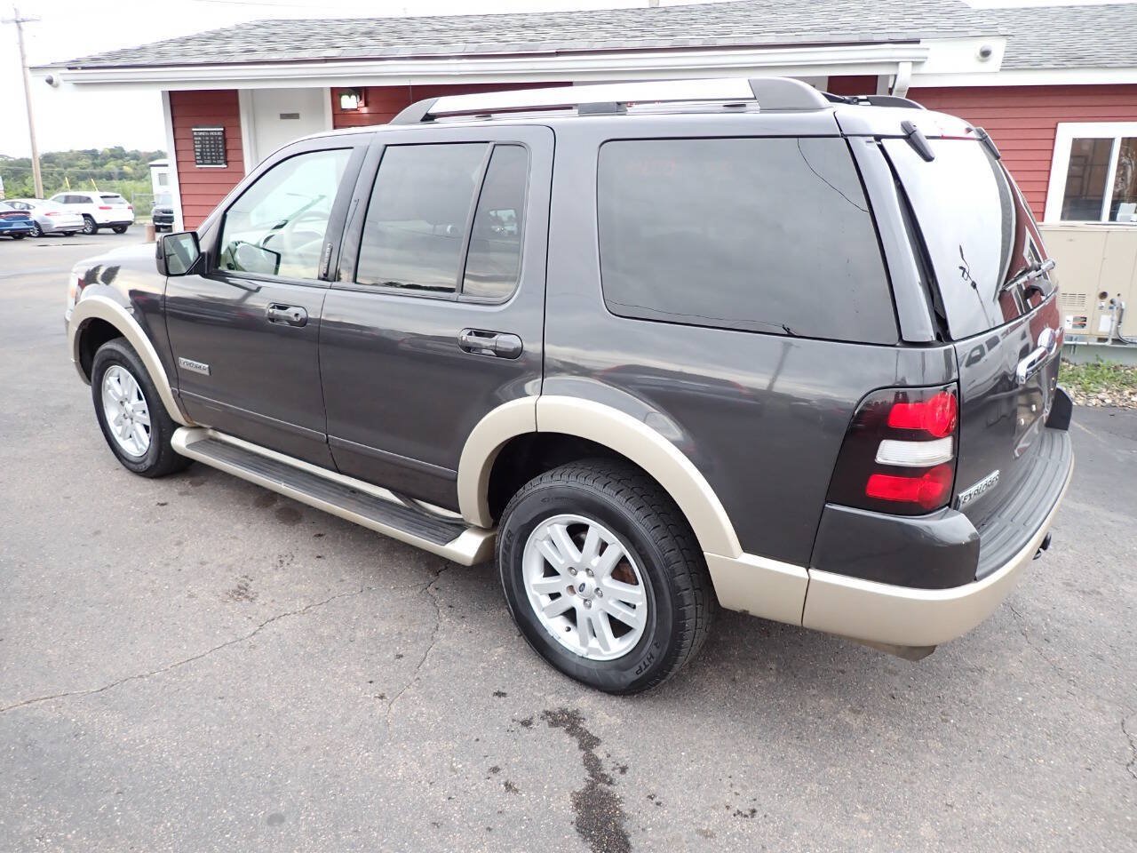 Used 2007 Ford Explorer Eddie Bauer AWD/4WD image 4