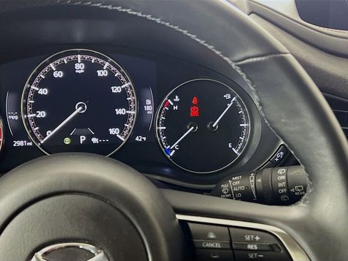 Certified 2025 MAZDA CX-30 Carbon image 16