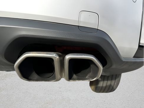 Used 2024 Kia Telluride SX w/ Towing Package image 32