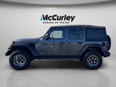 Used 2020 Jeep Wrangler Unlimited Sport AWD/4WD image 3
