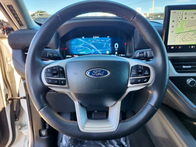 Used 2025 Ford Explorer Active w/ Active Comfort Package AWD/4WD image 29