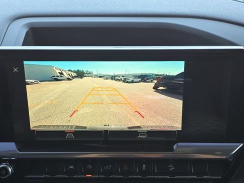 Used 2022 GMC Sierra 1500 SLT image 39