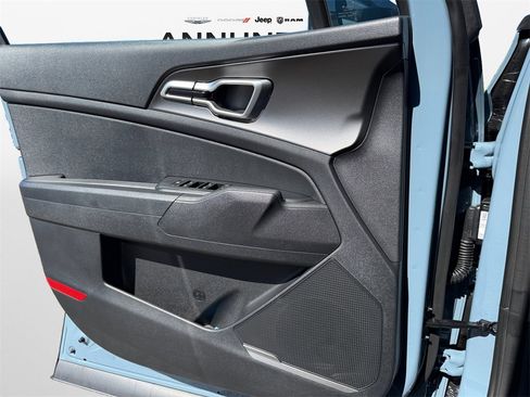 New 2026 Kia Sportage S image 28