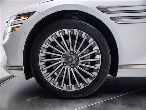 Used 2023 Genesis Electrified G80 image 13