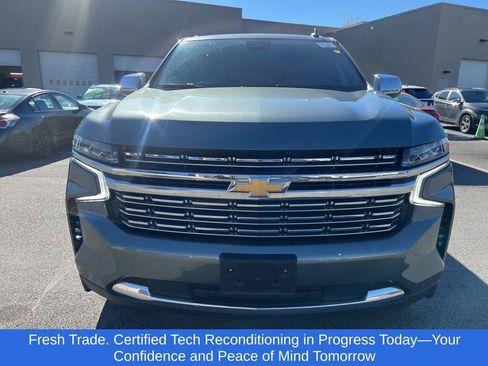 Used 2023 Chevrolet Suburban Premier image 6