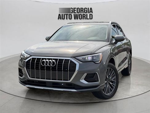 Used 2022 Audi Q3 2.0T Premium w/ Convenience Package AWD/4WD image 1