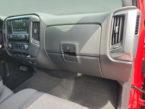 Used 2018 Chevrolet Silverado 1500 LT AWD/4WD image 10