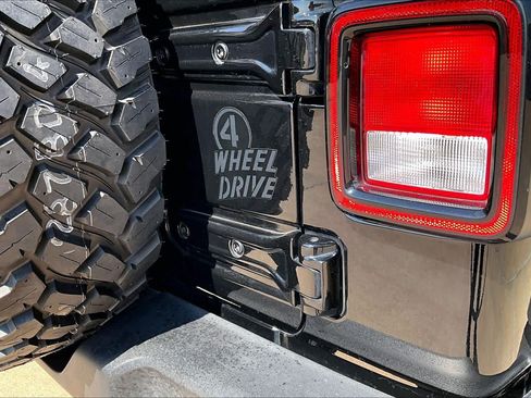 Used 2022 Jeep Wrangler Unlimited Sport AWD/4WD image 29