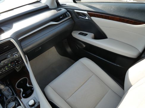 Used 2019 Lexus RX 350 AWD image 11