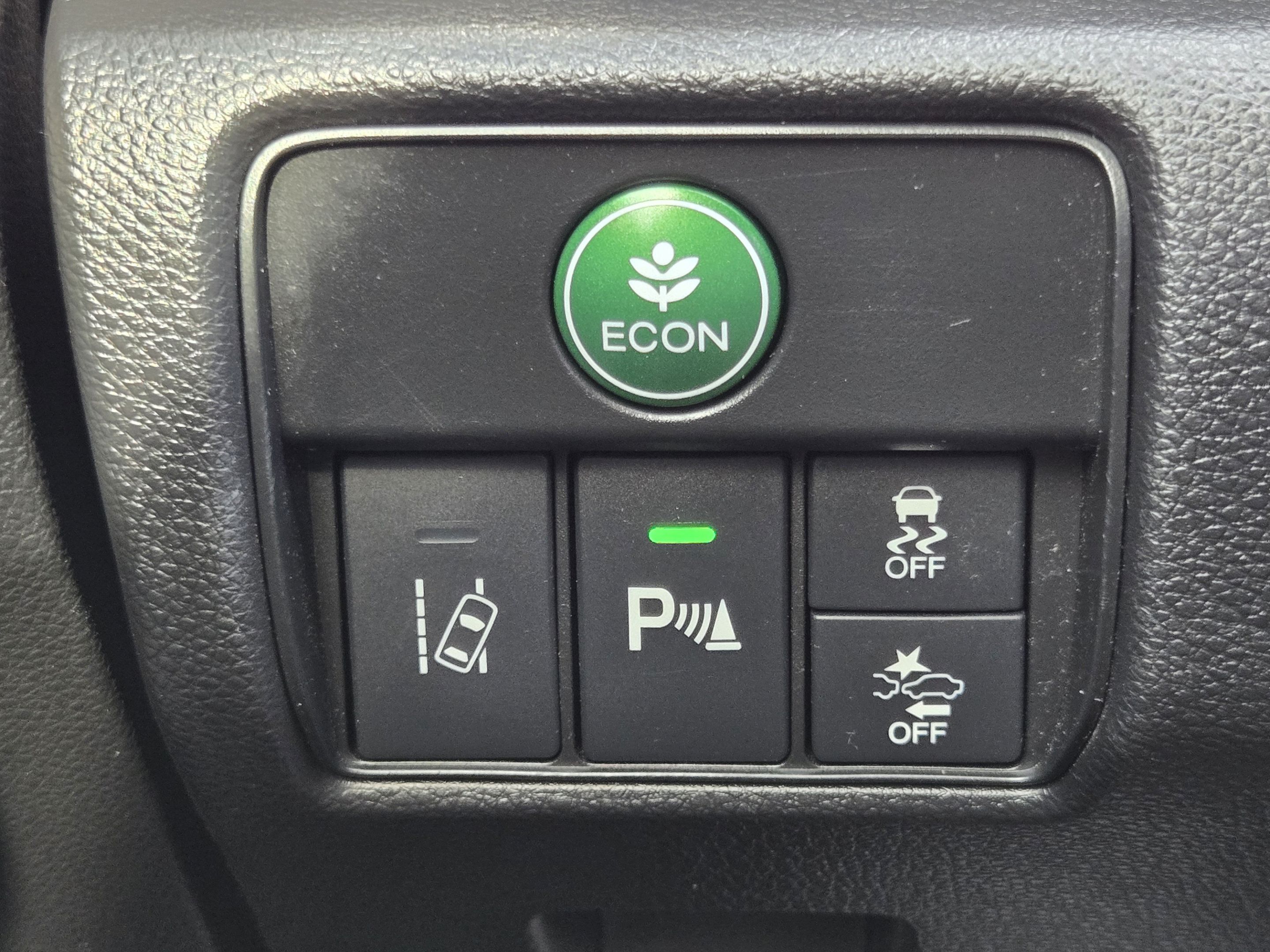 Used 2017 Honda Accord Touring image 18
