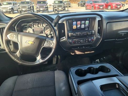 Used 2018 Chevrolet Silverado 1500 LT w/ All Star Edition image 11