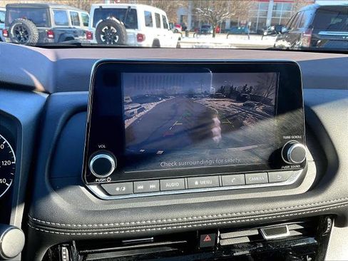 Certified 2023 Nissan Rogue SV w/ SV Premium Package image 19