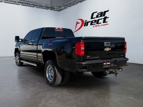 Used 2019 Chevrolet Silverado 3500 LTZ w/ Duramax Plus Package image 3