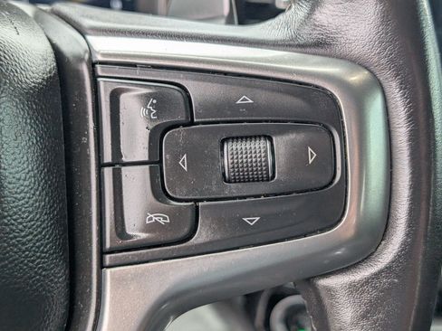 Used 2022 Chevrolet Silverado 1500 LT Trail Boss w/ LT Trail Boss Premium Package AWD/4WD image 20