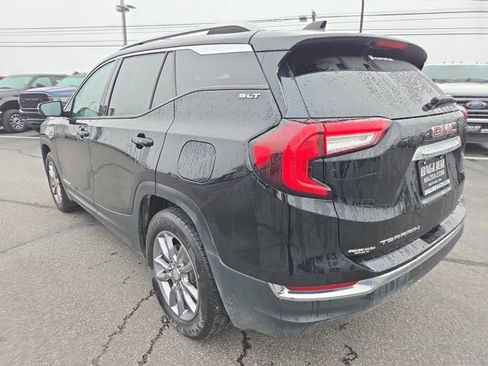 Used 2022 GMC Terrain SLT image 4