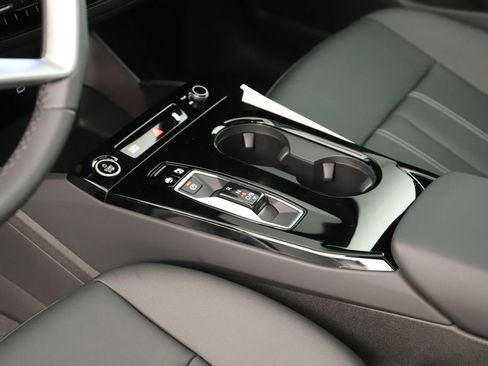 New 2027 Audi Q6 e-tron Premium Plus AWD/4WD image 17