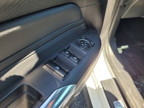 Used 2025 Ford Mustang Premium RWD image 26