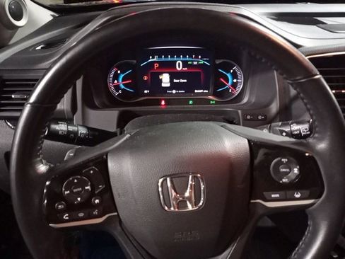 Used 2022 Honda Pilot Touring image 24