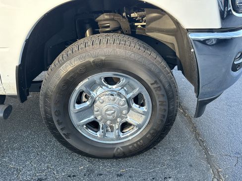 Used 2025 RAM 3500 Tradesman image 14