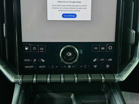 Used 2025 GMC Acadia Elevation image 24